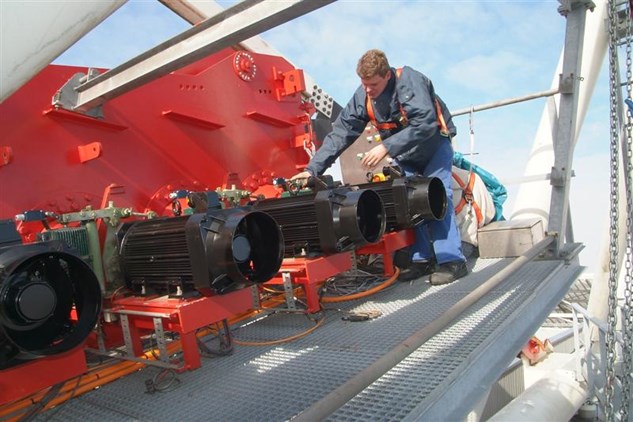 Installatie van motorpanelen
